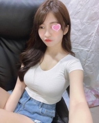 曉曉 161cm/E杯 部胸很大 很有揉捏感