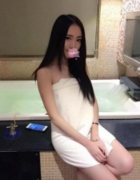 #潼系 162cm  小C  23歲 青春陽光少女 甜美風 小傲嬌女 跟熟...