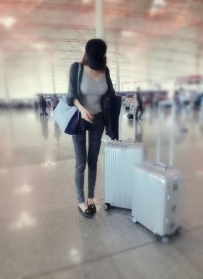 豪乳霸氣 身材不偷聊 真奶 這對豪乳在現實是妹妹的困擾