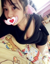 性感的小野貓 主動 敢玩 配合度高 愛跟客人LG  喜歡玩69 很...