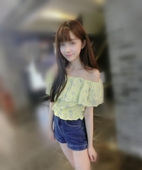 小咪 160cm  B奶19歲46kg  清純小騷女  超贊的妹 妹  下面粉嫩...