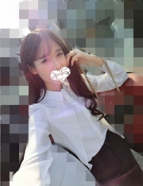 小魚兒158 小C 4419 短期兼職 水多敏感型 19歲嫩妹新鮮下海~