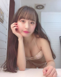 西西  161.46.D.22y 咖啡小妹 白皙嫩滑的肌膚 香嫩可口蜜桃...